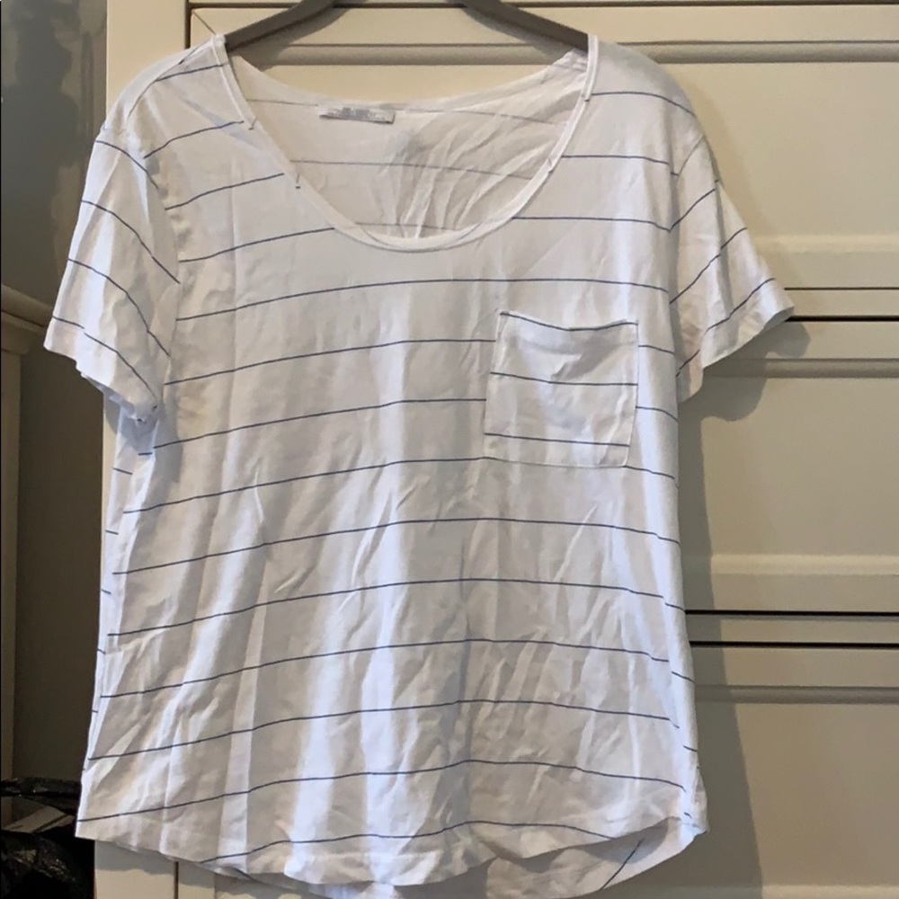 Zara white and blue striped tshirt
